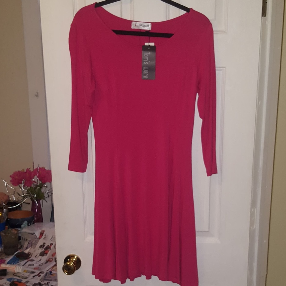 Tomsware Fushia long sleeved Dress (XL)